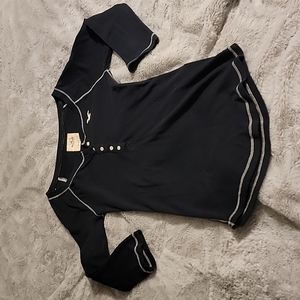 Hollister top